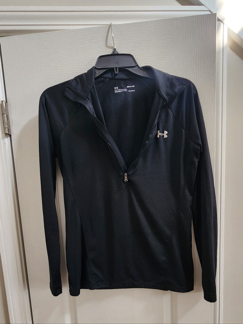 Under Armour Women's Black Half-Zip Athletic Pullover